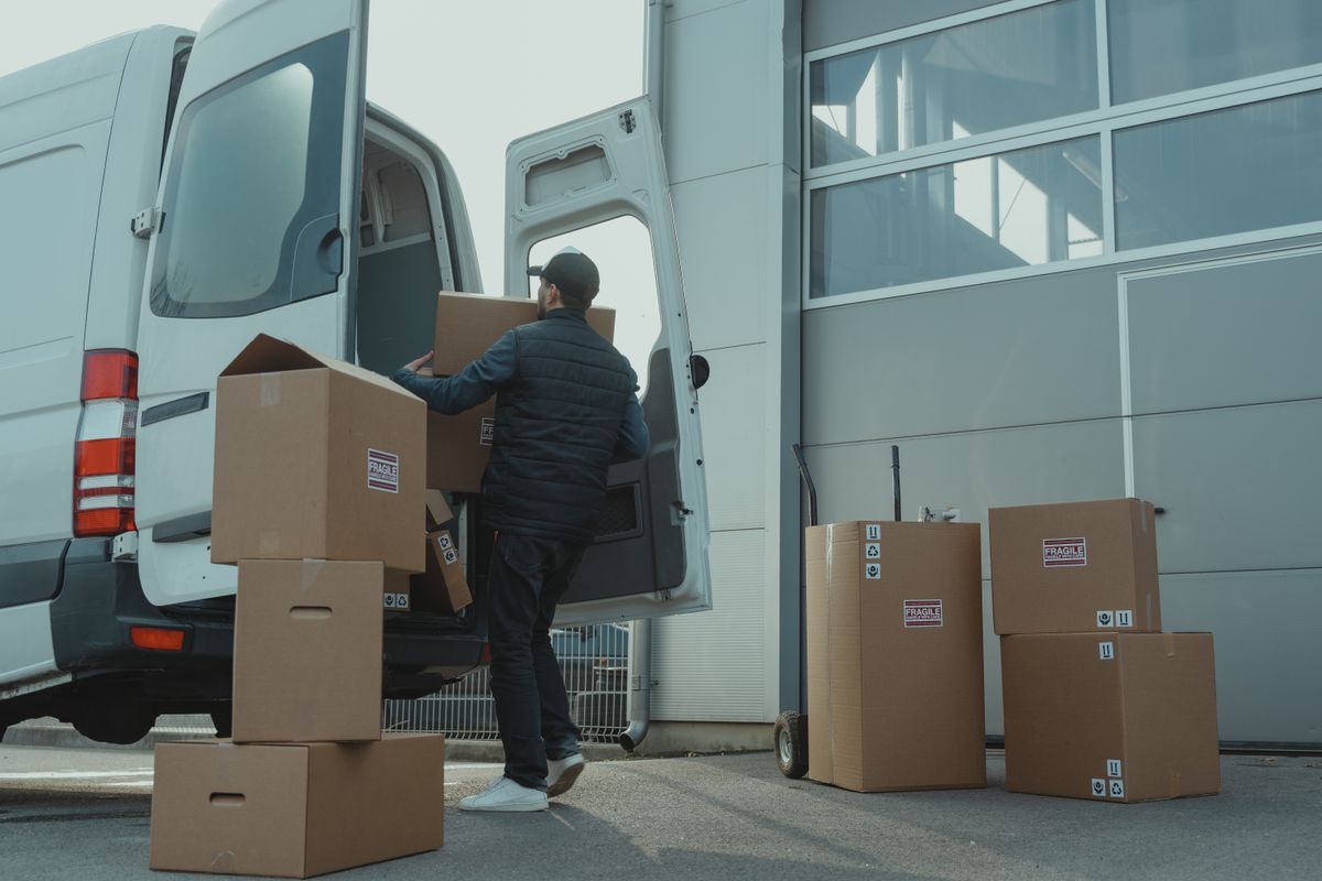 Why Relocation Teams Need Smarter Tracking Tools